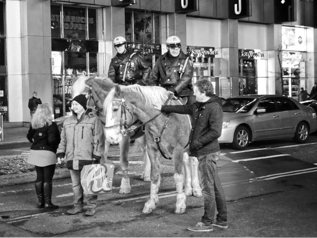 police à cheval 1